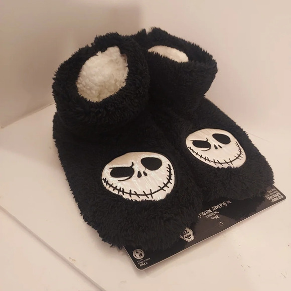 NWT Disney Nightmare Before Christmas Plush Bootie Slipper Shoes Size M/L 8-10 - Picture 1 of 7